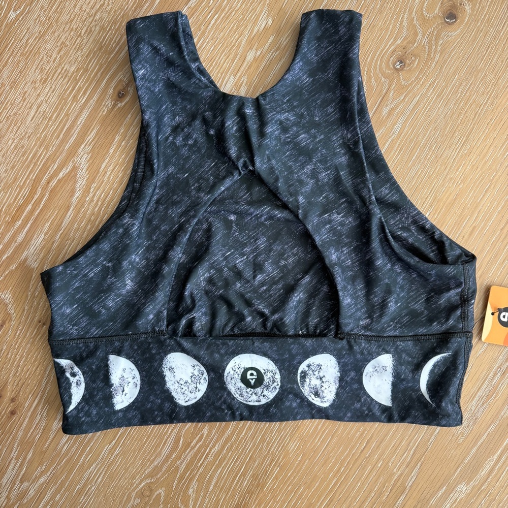Democracy Black Yoga Sports Bra with Moonband Detail - Picture 3 of 5